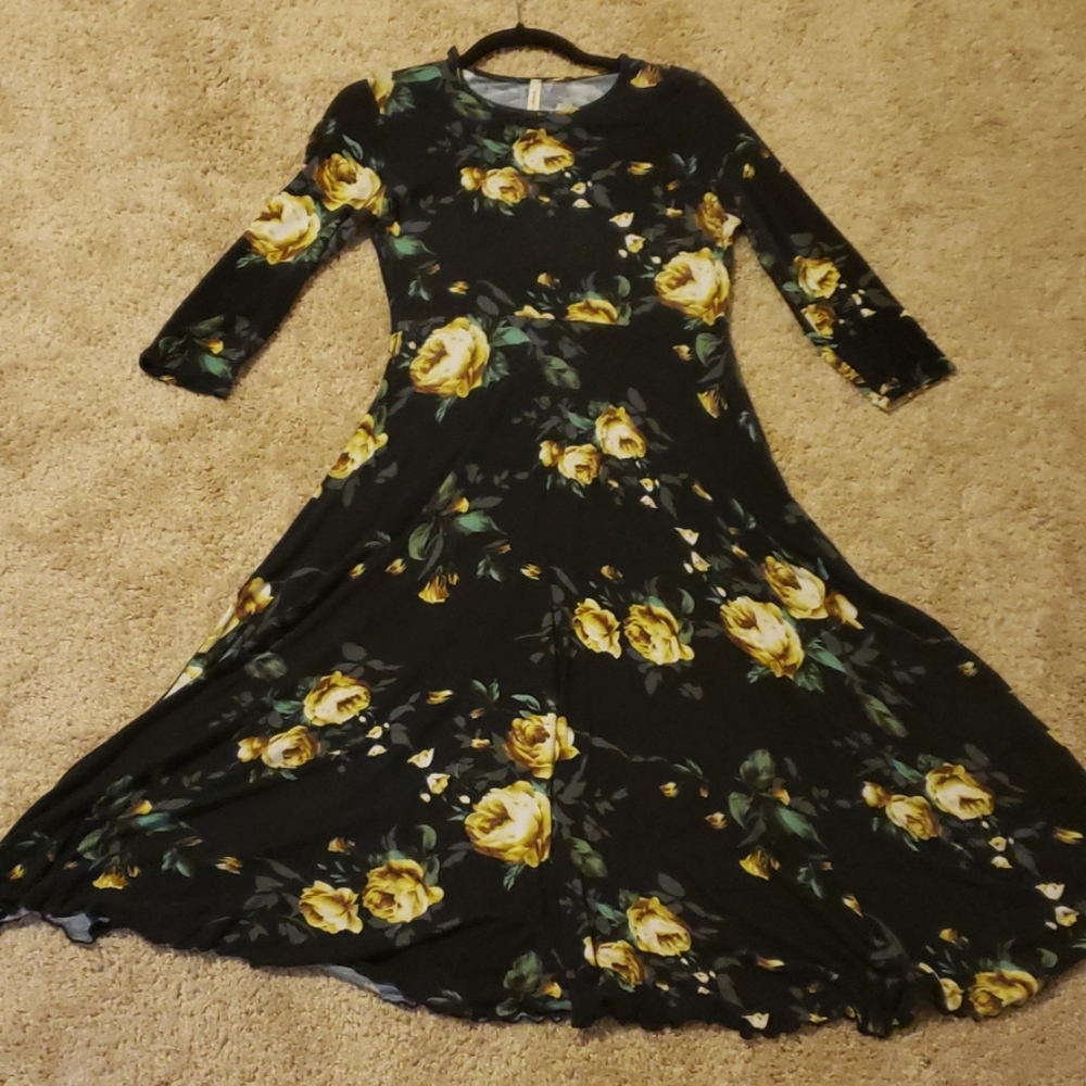 Black floral print dress